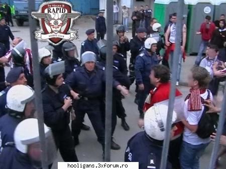 JANDARMI SPURCATI - incidente dinamo-RAPID - POZE
